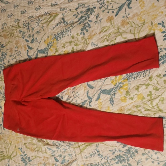 Fabletics trinity high-waisted pocket capri - Picture 2 of 5